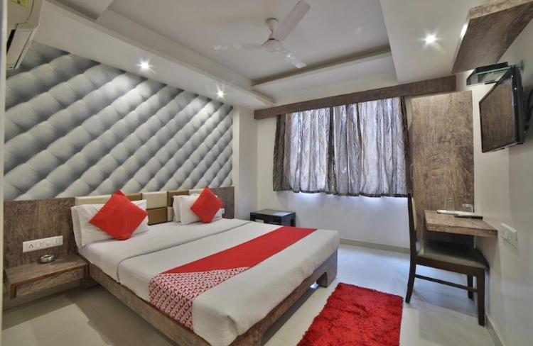 Hotel Green Apple Gandhinagar Exteriör bild