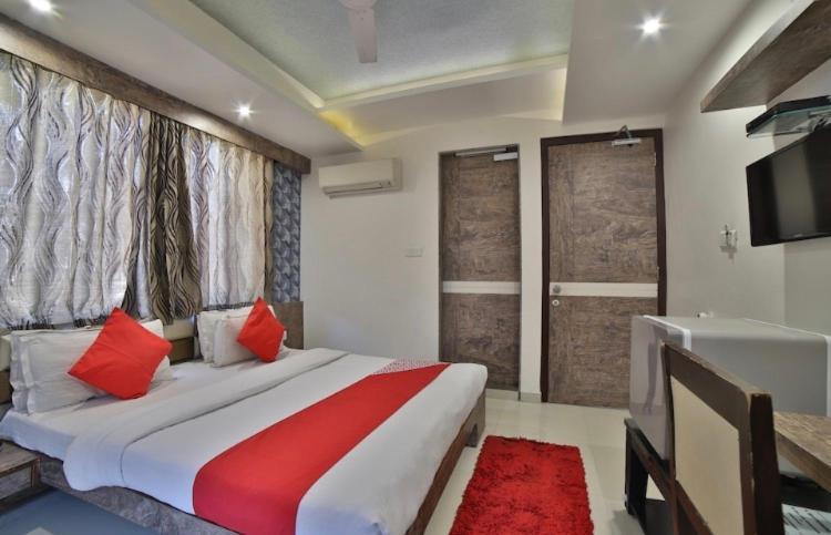 Hotel Green Apple Gandhinagar Exteriör bild